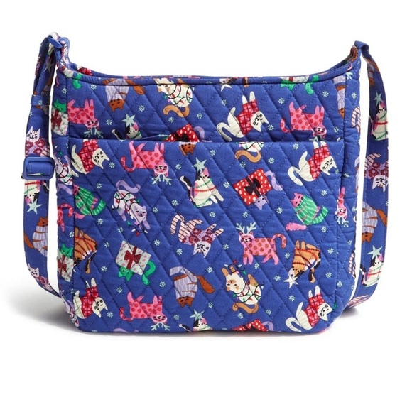 Vera Bradley Handbags - Vera Bradley Essential XL
Crossbody in New Catnip Christmas